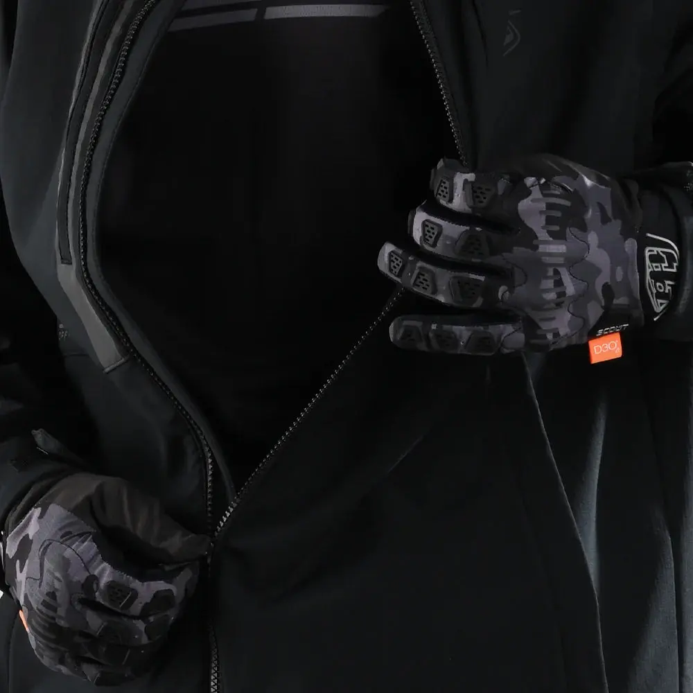 Thumb 4